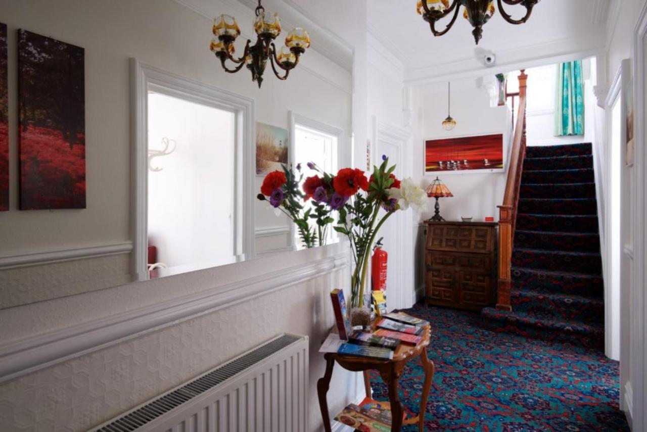 Minton Lodge Hotel ボーンマス エクステリア 写真